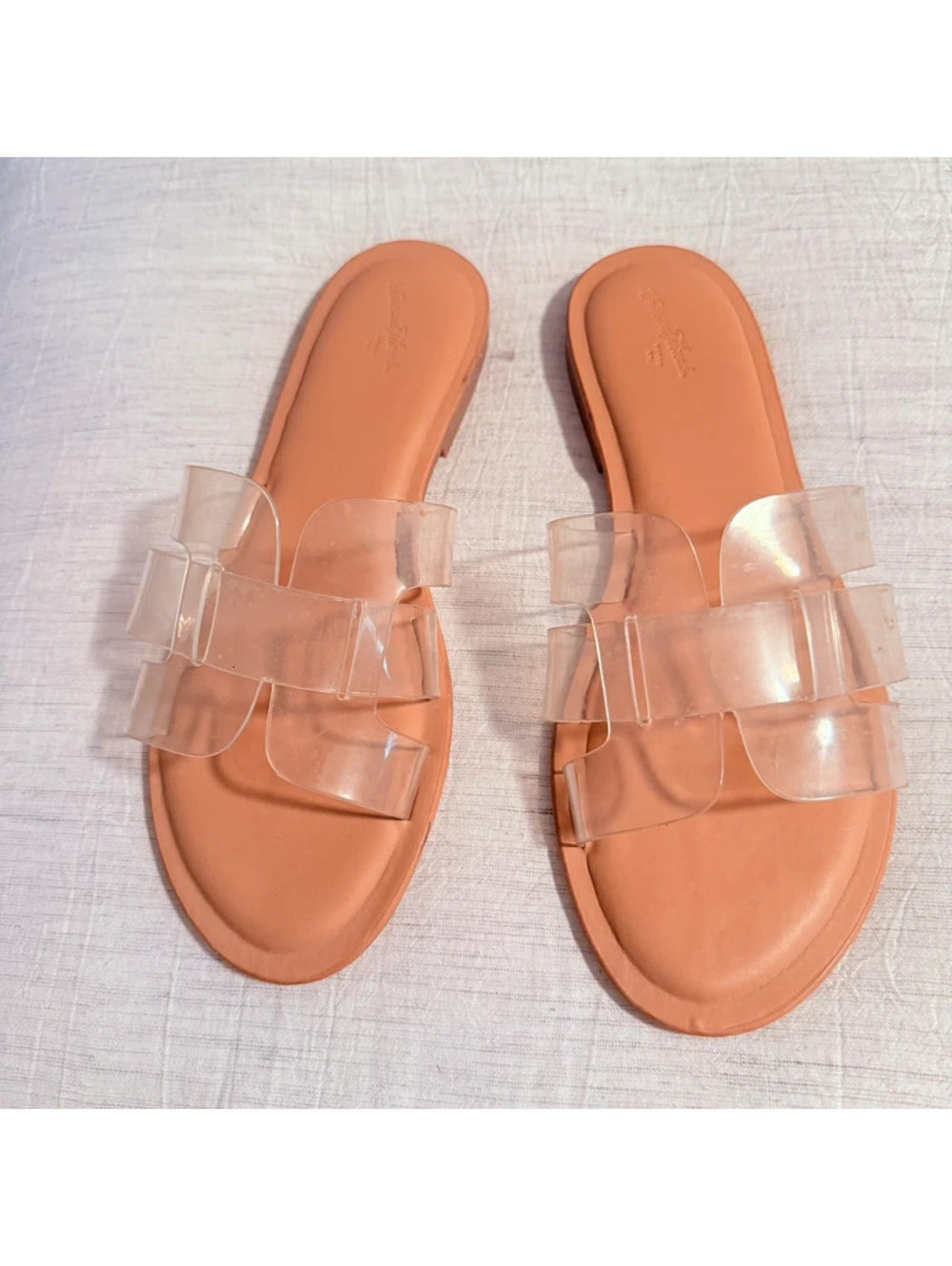 Universal thread cushion clear sandal slide